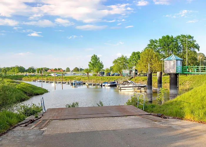 Am Faehrhafen * Neu Darchau